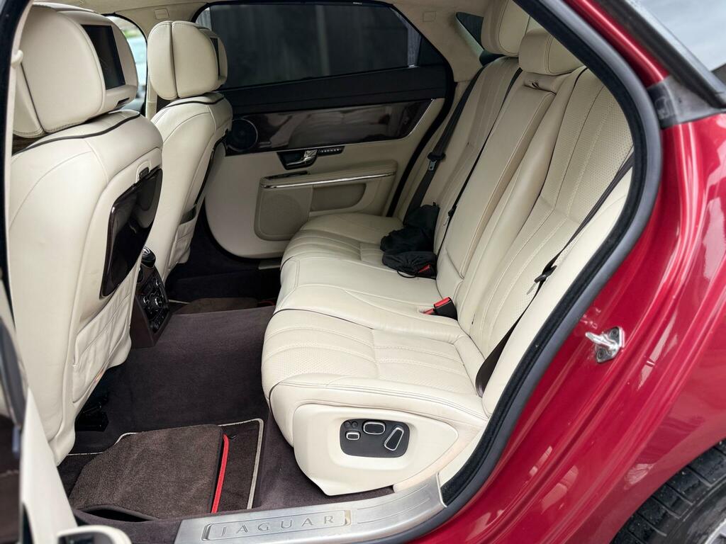 Jaguar XJ  Black #29