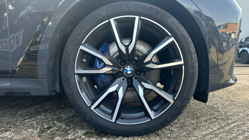 BMW X7 X7 M50i Black #14