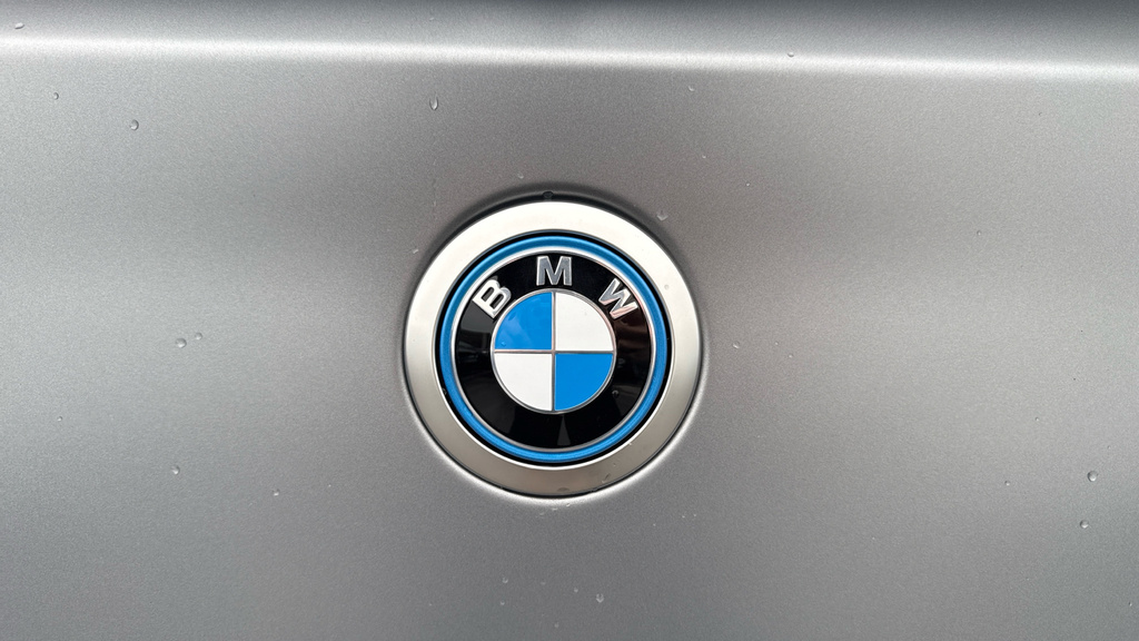 BMW iX2 150Kw Edrive20 M Sport 65Kwh Techpro Red #21