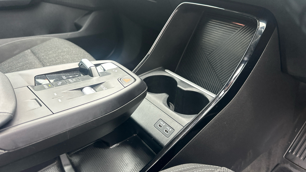 BMW iX1 150Kw Edrive20 M Sport 65Kwh Techpro Silver #26