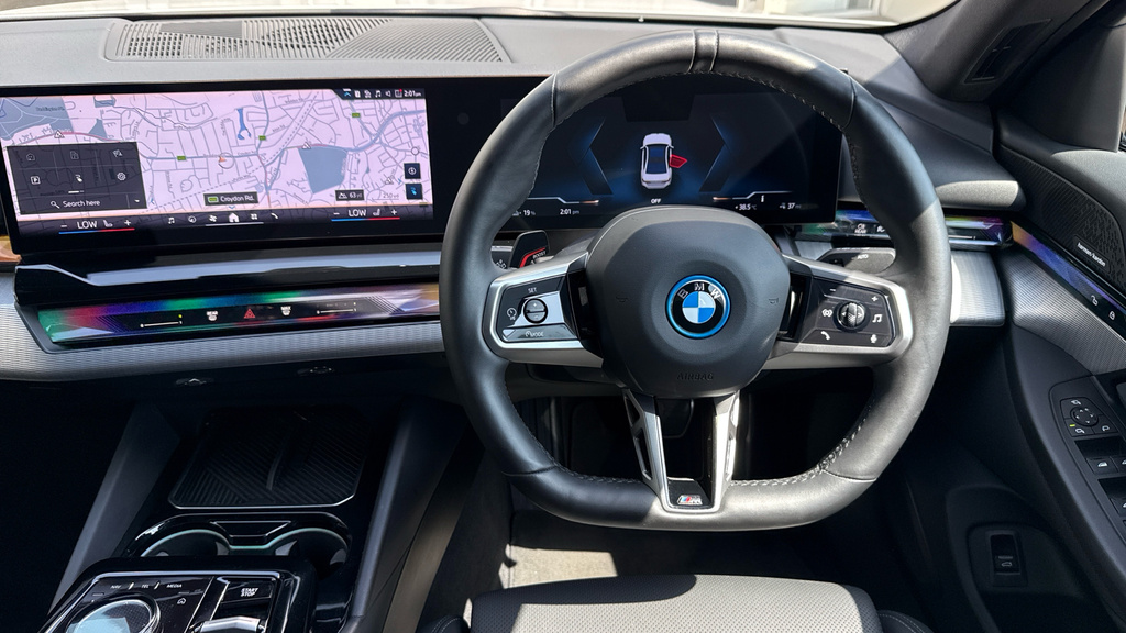 BMW i5 250Kw Edrive40 M Sport Pro 84Kwh Blue #5