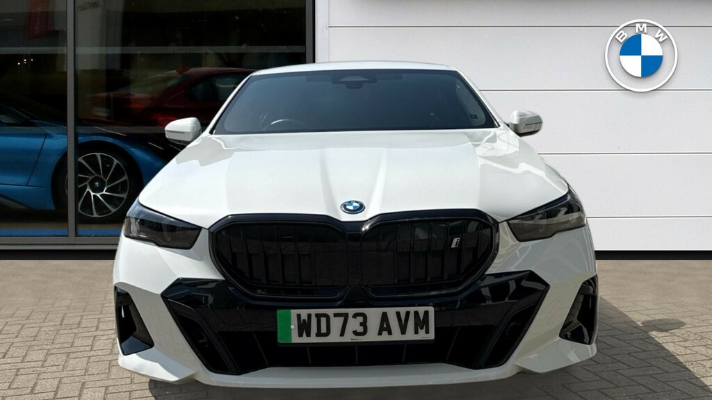 BMW i5 250Kw Edrive40 M Sport Pro 84Kwh Blue #16