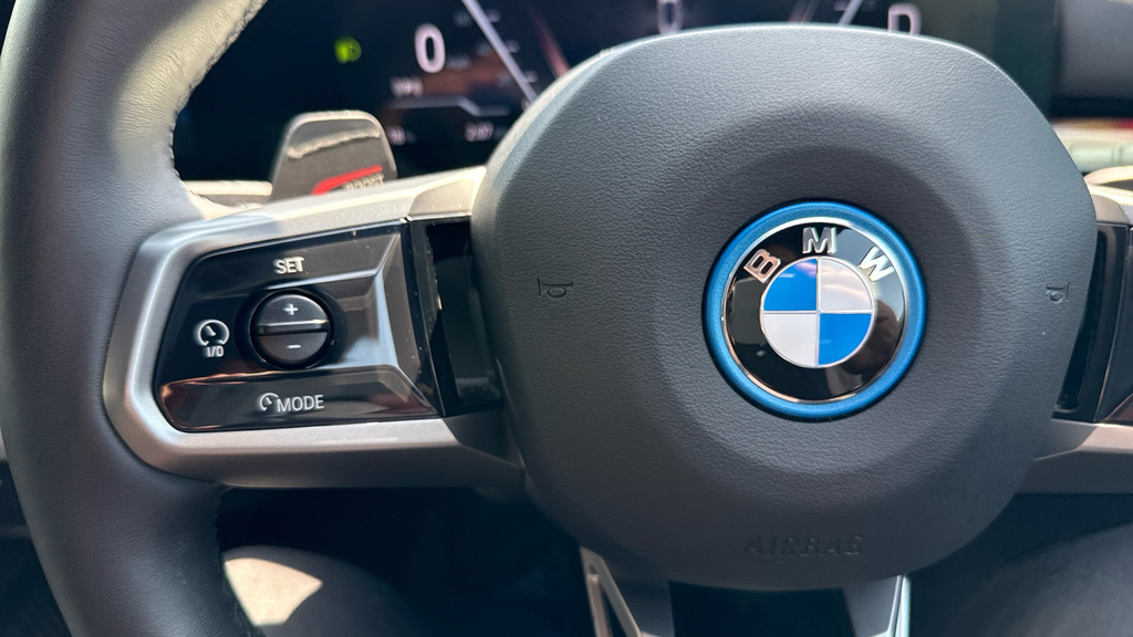 BMW i5 250Kw Edrive40 M Sport Pro 84Kwh Blue #17