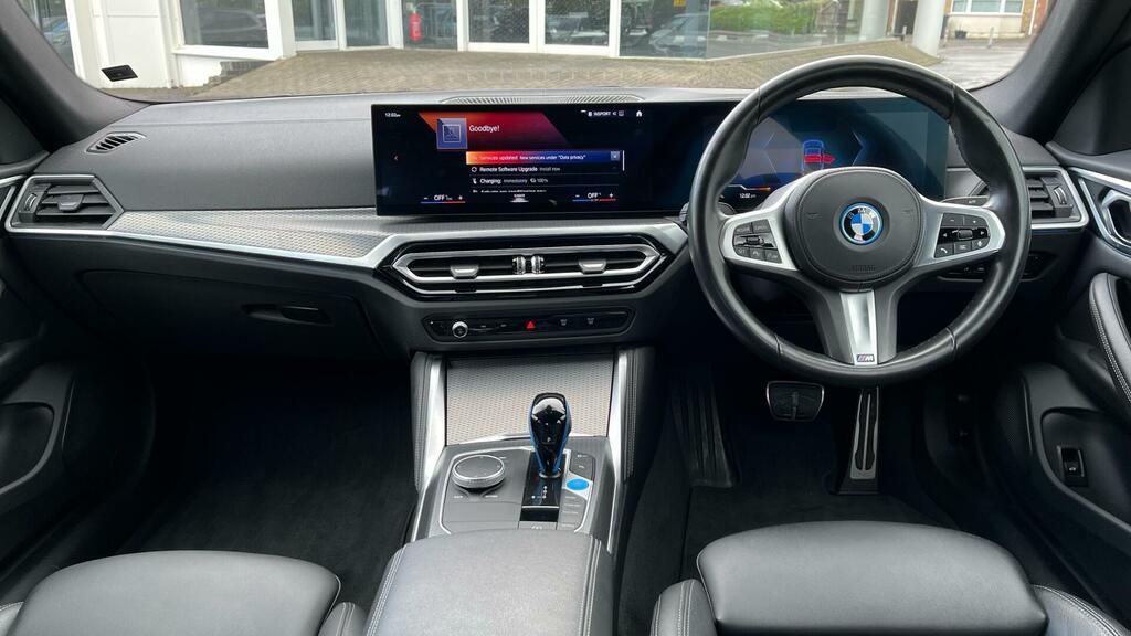 BMW i4 40 83.9Kwh M Sport Gran Coupe Edrive FY22NZB Blue #4