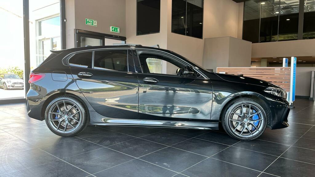 BMW 1 Series M Sport Black #2