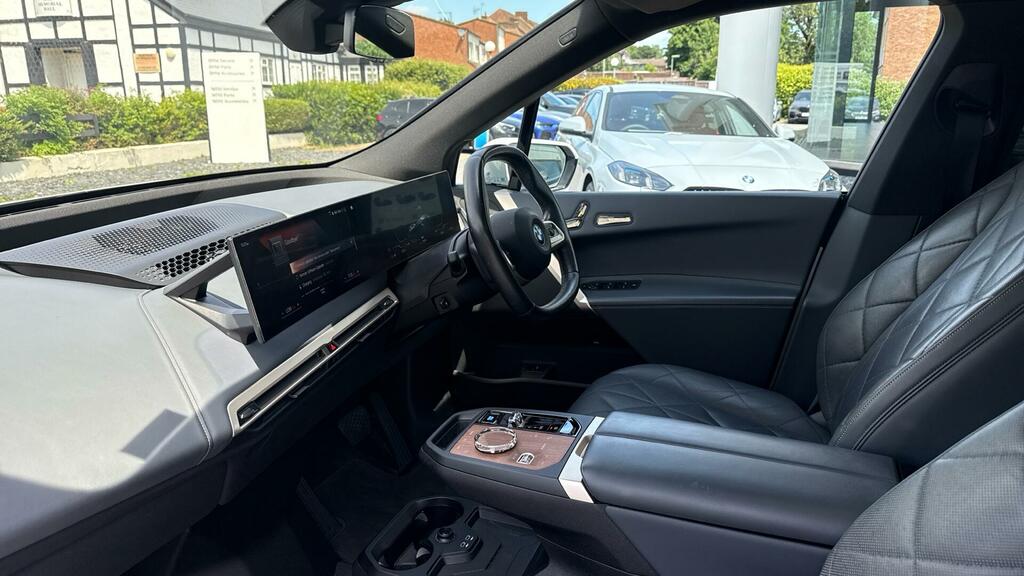 BMW iX Estate M Sport #7