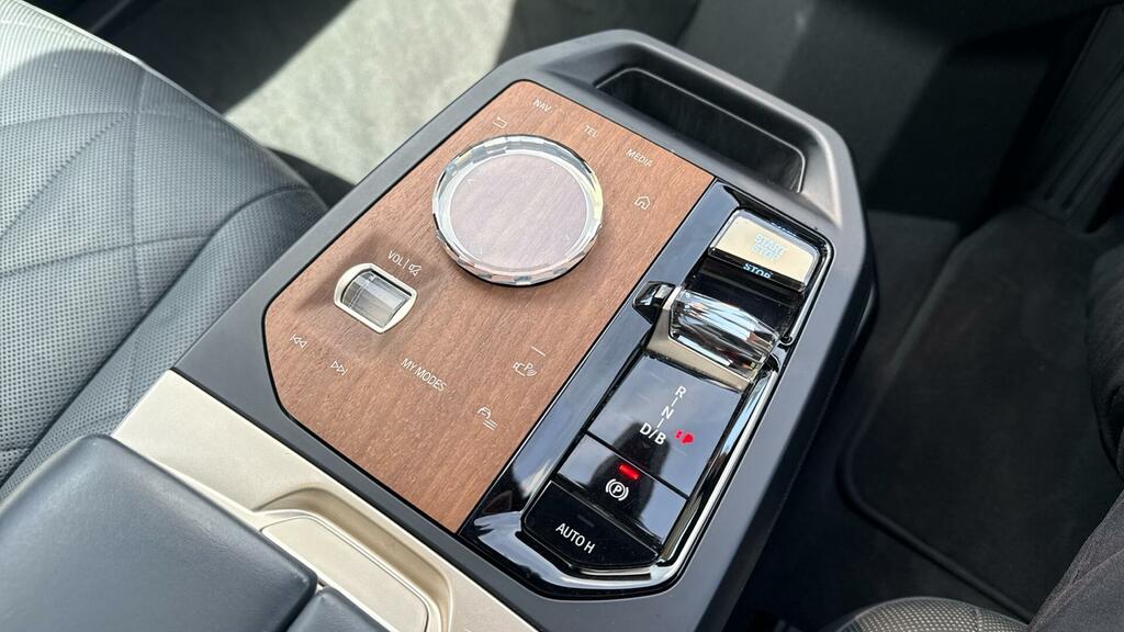 BMW iX Estate M Sport #10