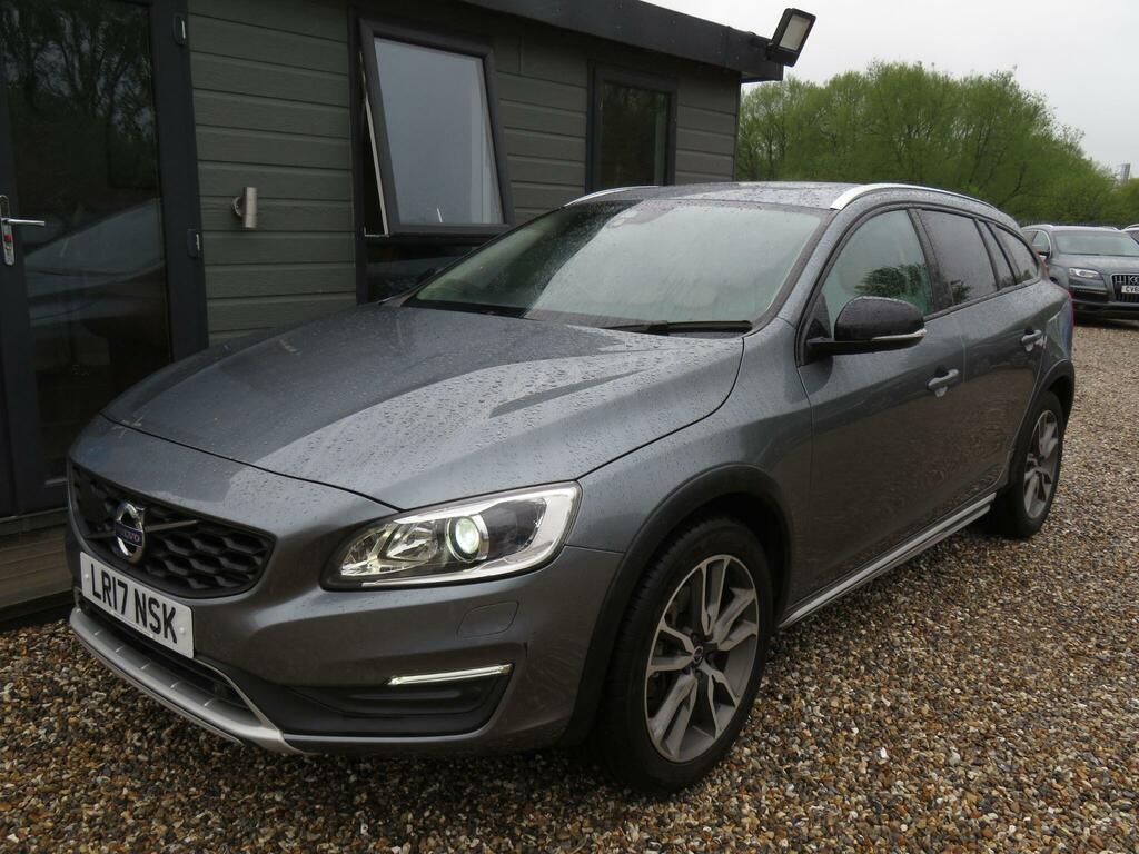 Volvo V60 Cross Country D4 Lux Nav Silver #30