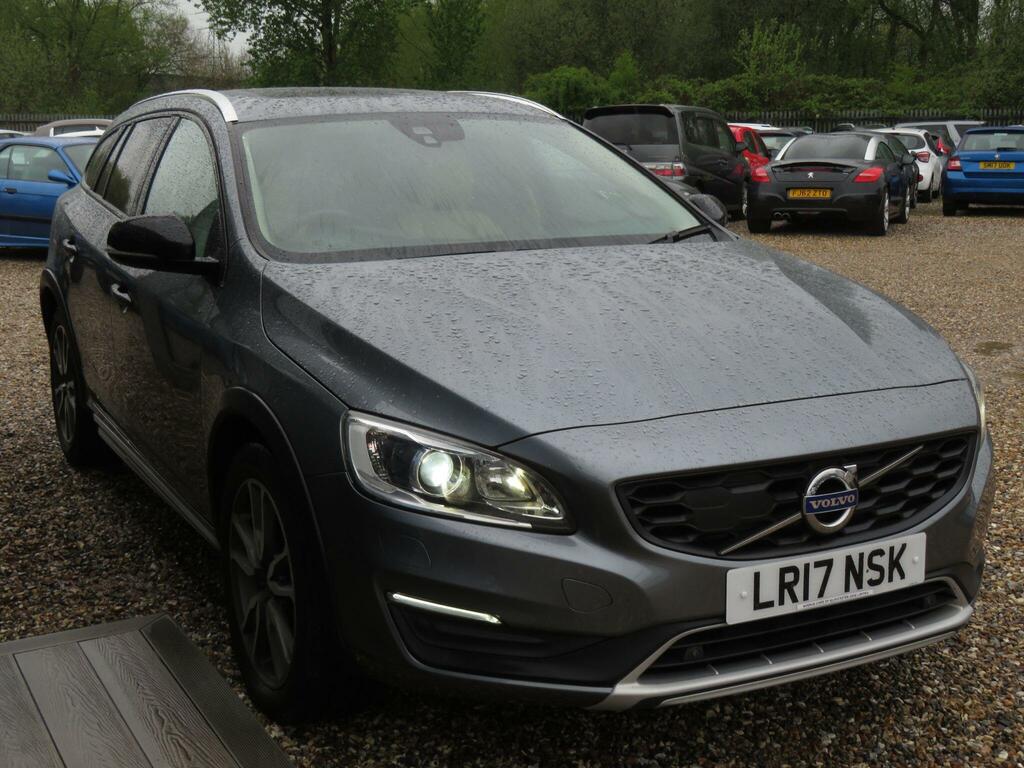 Volvo V60 Cross Country D4 Lux Nav Silver #37