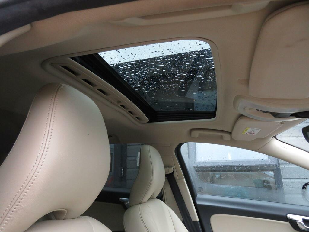 Volvo V60 Cross Country D4 Lux Nav Silver #23