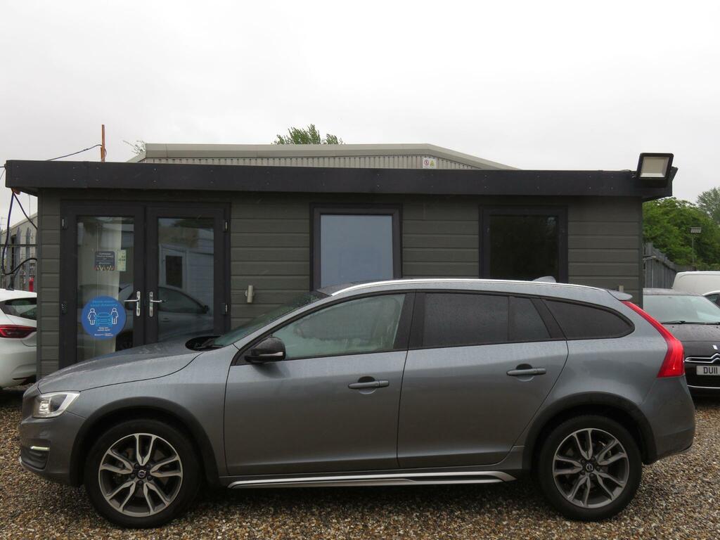 Volvo V60 Cross Country D4 Lux Nav Silver #6