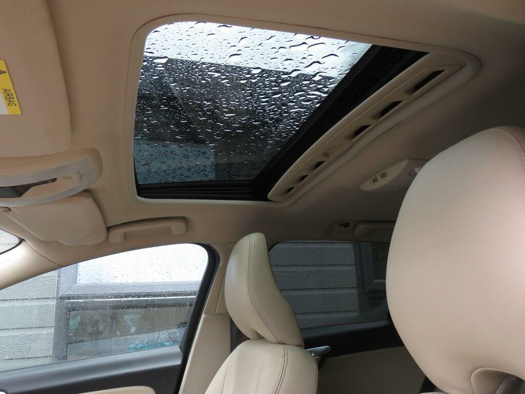 Volvo V60 Cross Country D4 Lux Nav Silver #10