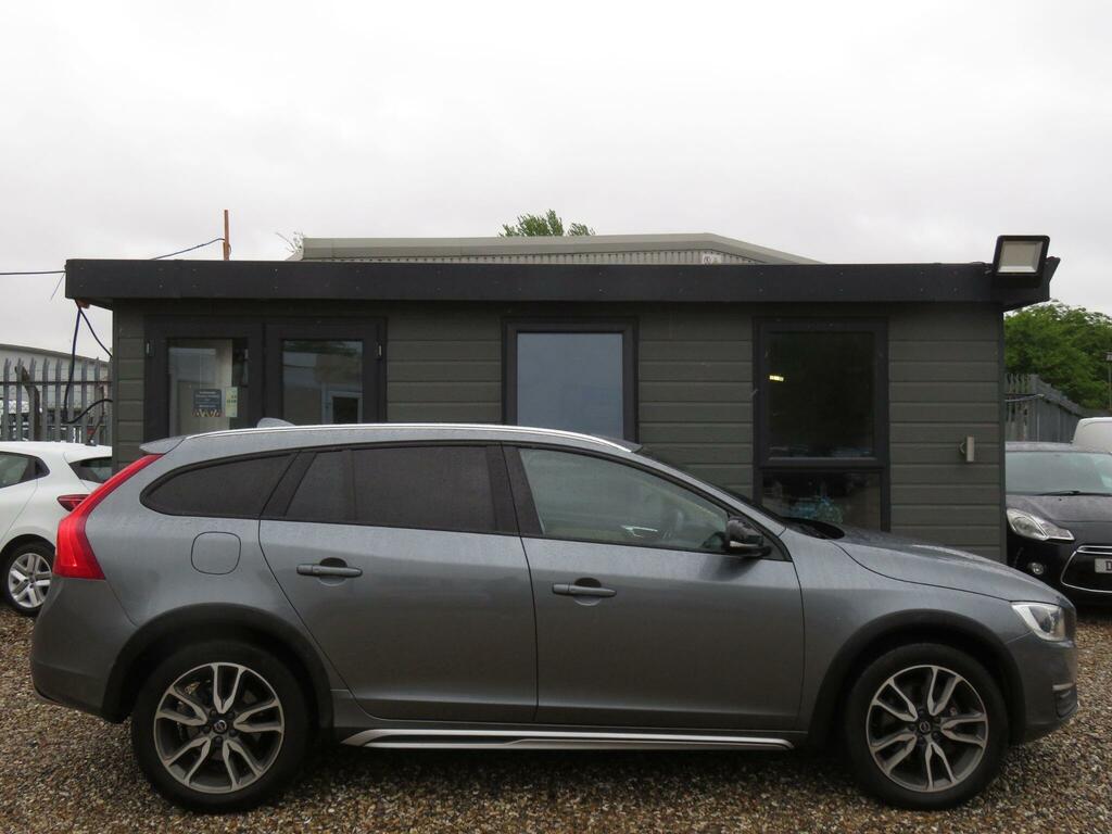 Volvo V60 Cross Country D4 Lux Nav Silver #7