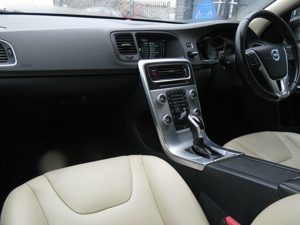 Volvo V60 Cross Country D4 Lux Nav Silver #8