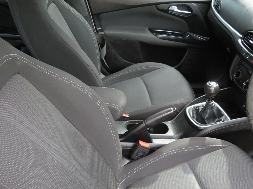 Fiat Tipo  Silver #10