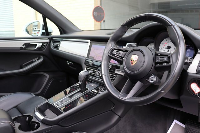 Porsche Macan 2.0 T Pdk 4Wd PF22HGU White #2