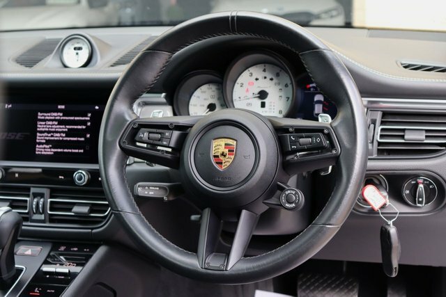 Porsche Macan 2.0 T Pdk 4Wd PF22HGU White #6