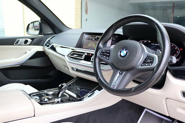 BMW X5 M50i 4.4 V8 Xdrive YF22OFS Grey #2