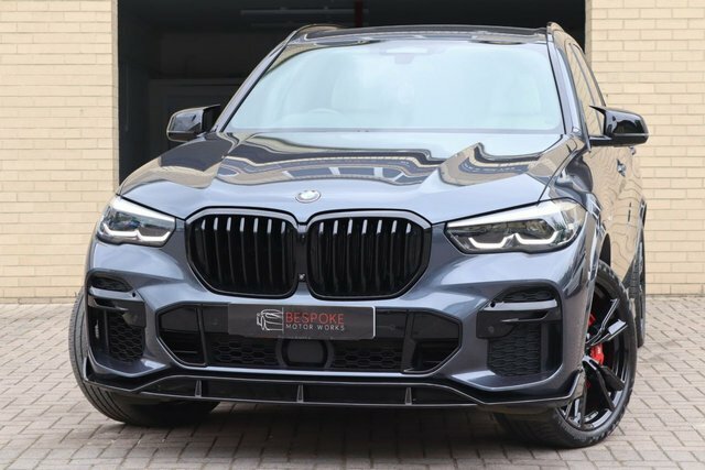 BMW X5 M50i 4.4 V8 Xdrive Grey