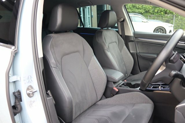 Volkswagen e-Golf 1.5 Tsi Ehybrid 19.7Kwh Style Blue #4