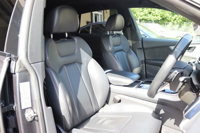 Audi Q8 e tron 3.0 Tfsi E V6 60 Competition Quattro 17.9Kwh Grey #4