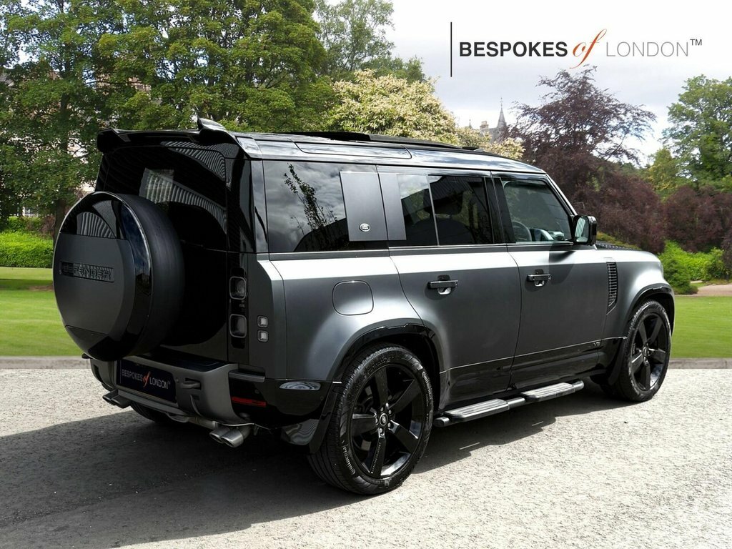 Land Rover Defender 110 2023 5.0 P525 V8 Carpathian Edition 4Wd Euro Grey #5