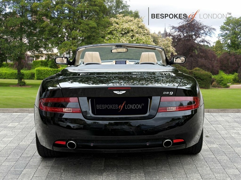 Aston Martin DB9 5.9 Seq Silver #11