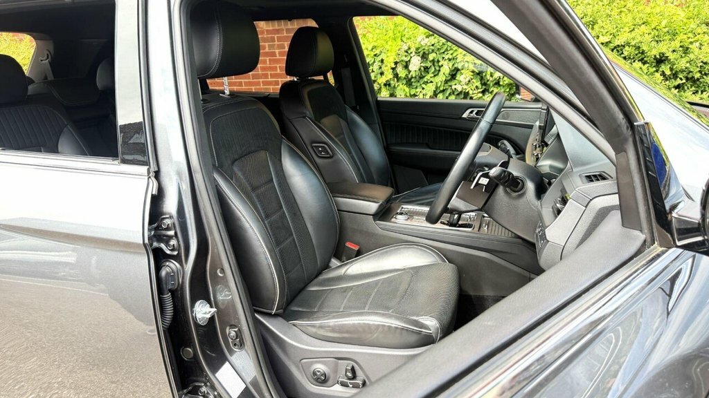 SsangYong Rexton 2.2 Ultimate - 2023 23 Silver #8