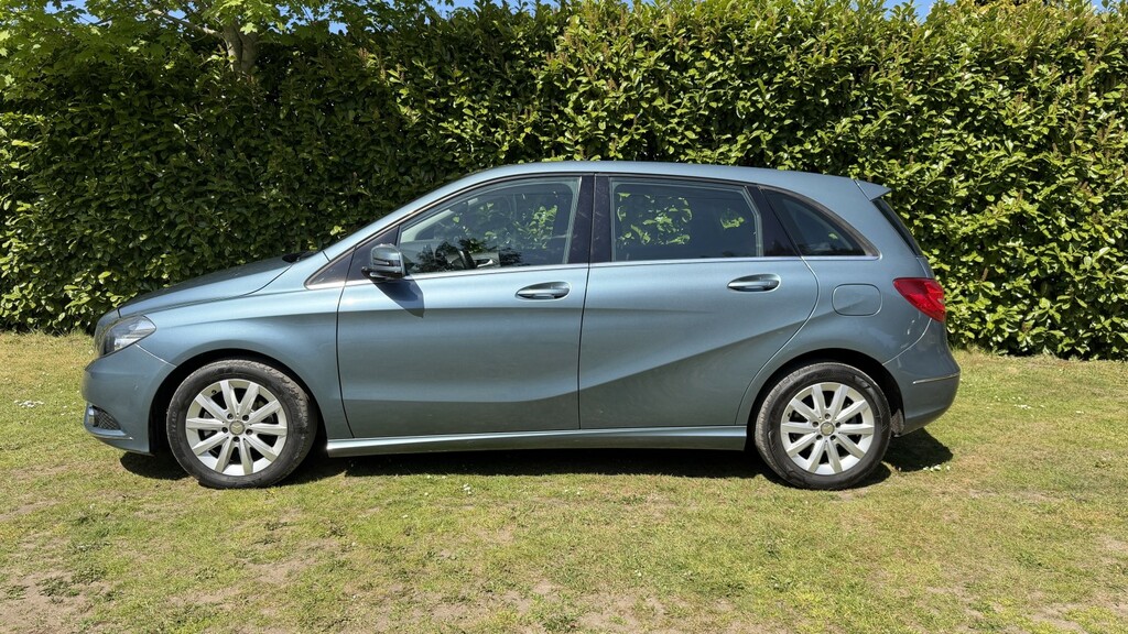 Mercedes-Benz B Class Mpv 1.8 B180 Cdi Blueefficiency Se 2013 HX63VZP Blue #4