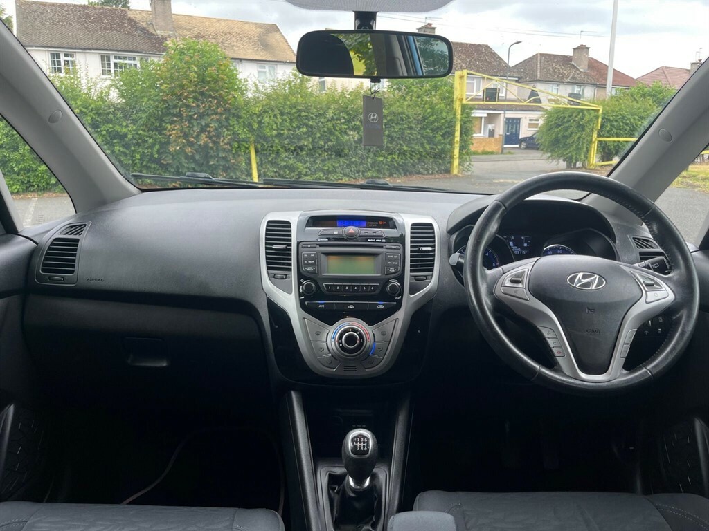 Hyundai Ix20 1.4L Style 89 Bhp Black #18