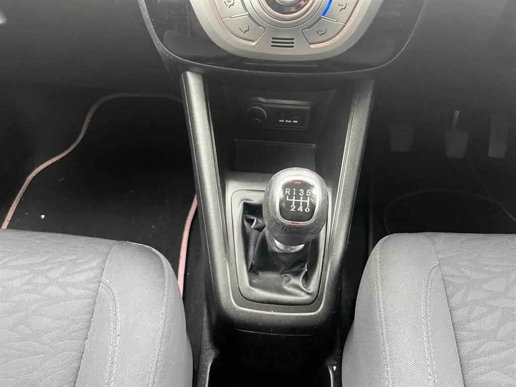 Hyundai Ix20 1.4L Style 89 Bhp Black #17