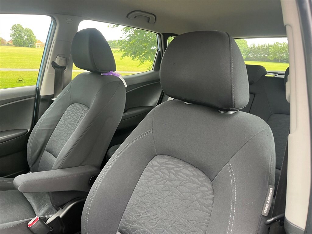 Hyundai Ix20 1.4L Style 89 Bhp Black #24