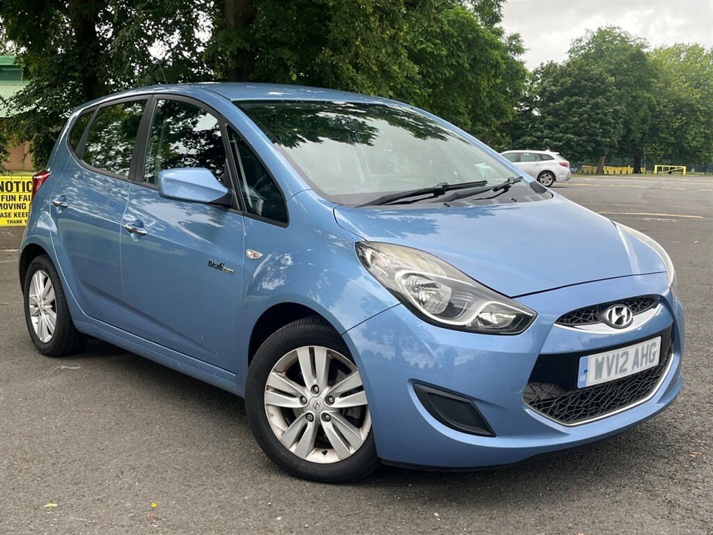 Hyundai Ix20 Hatchback Blue #3