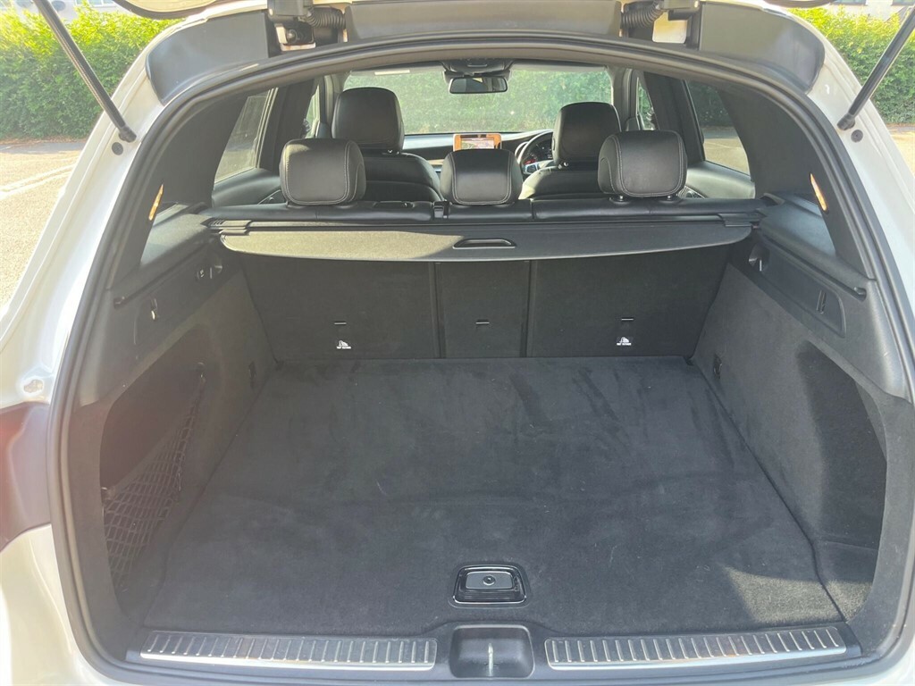 Mercedes-Benz GLC Class 250 D 4Matic Amg Line Premium Plus - Ful Black #18