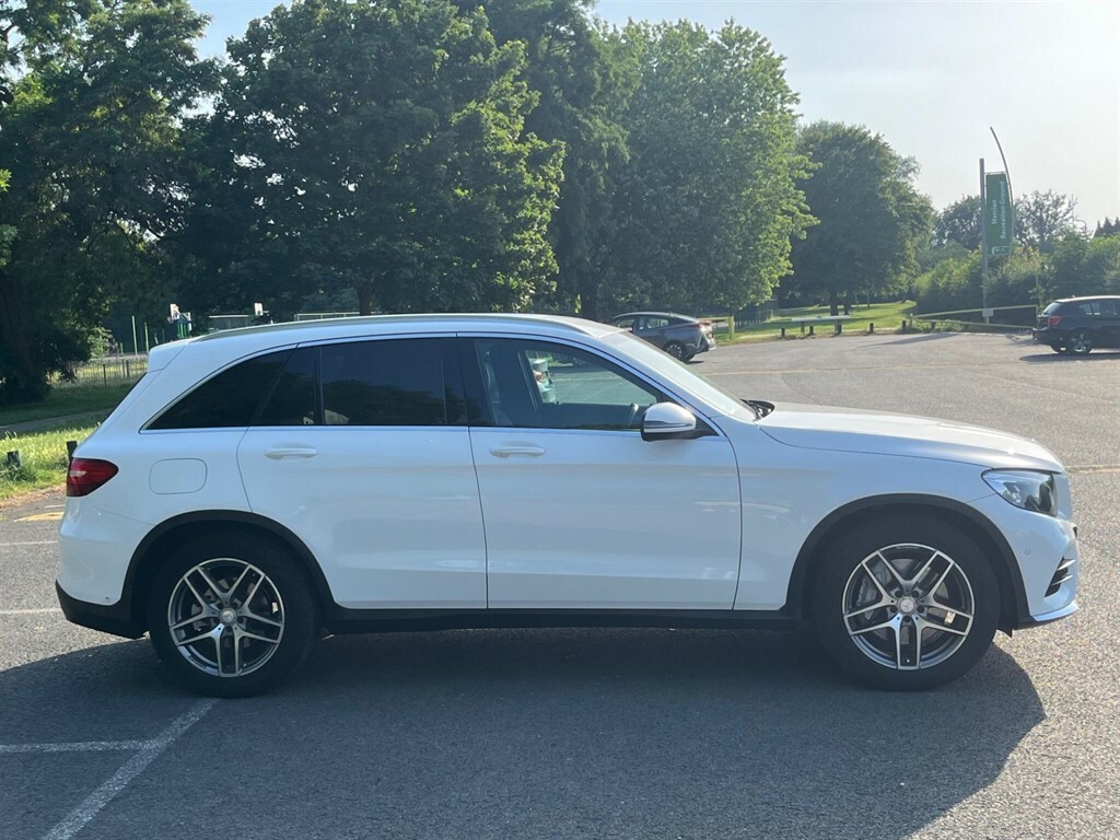 Mercedes-Benz GLC Class 250 D 4Matic Amg Line Premium Plus - Ful Black #8