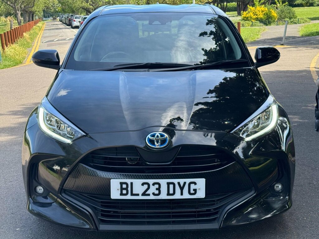 Toyota Yaris 1.5 Vvt-h Design E-cvt Euro 6 Ss BL23DYG Black #2