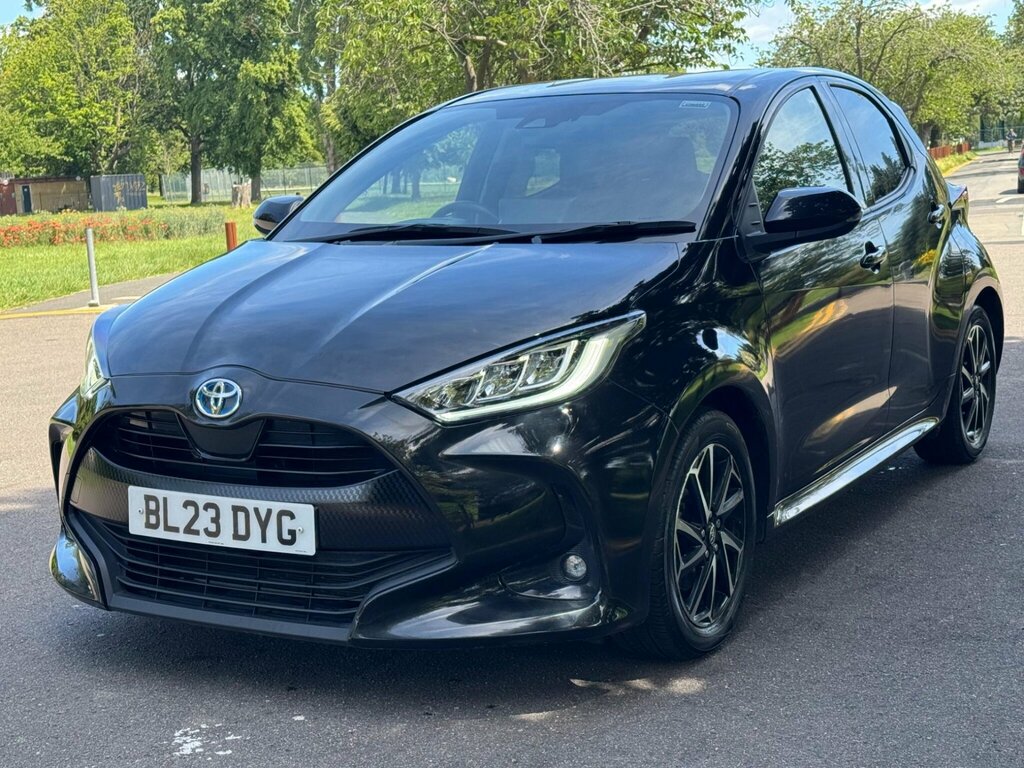 Toyota Yaris 1.5 Vvt-h Design E-cvt Euro 6 Ss BL23DYG Black #6