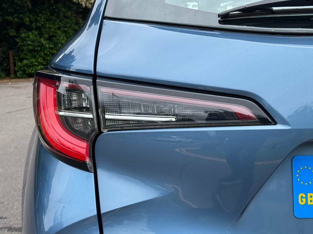 Toyota Corolla 1.8 Icon Tech 121 Bhp Red #50