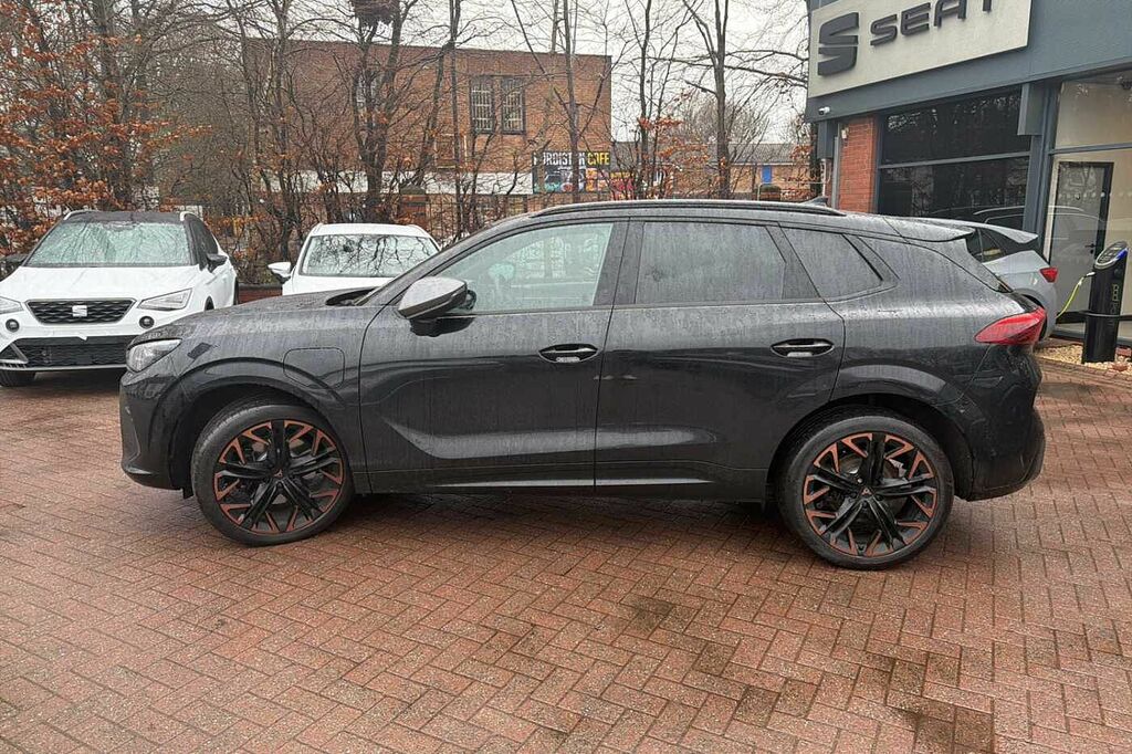 Cupra Terramar 1.5 Ehybrid 272 Vz2 Dsg DV75OAG Black #4