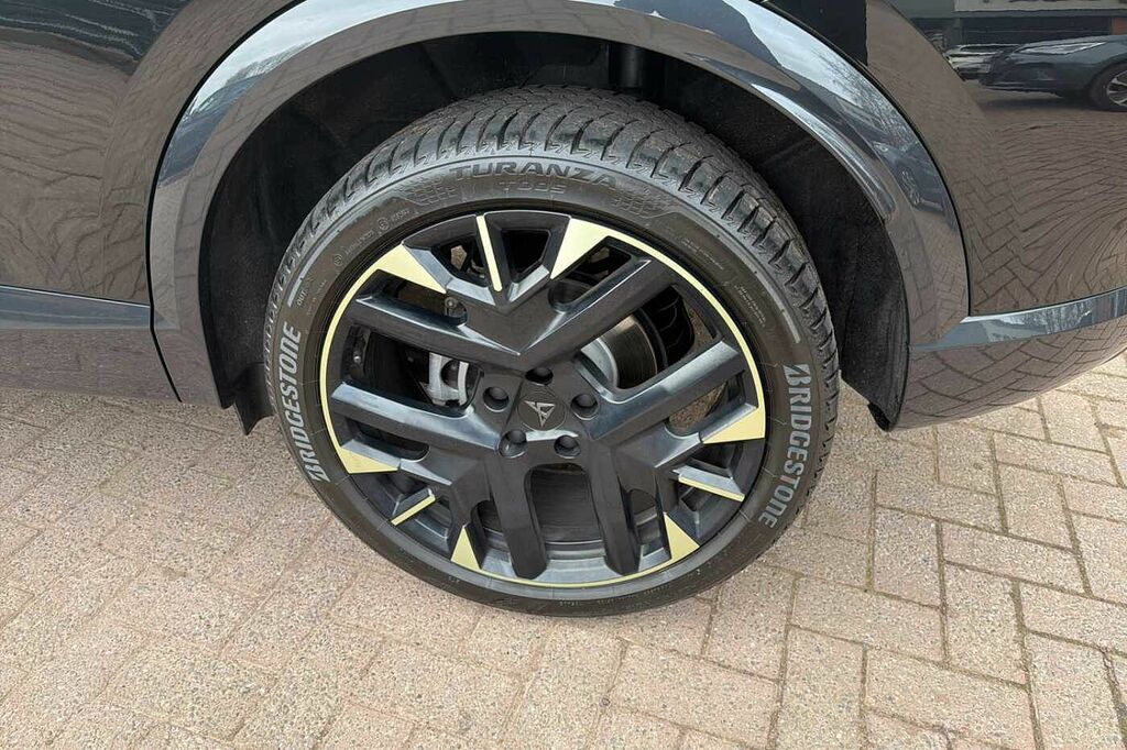 Cupra Formentor 1.5 Etsi 150 Tribe Edition Dsg DL75OYR Black #4
