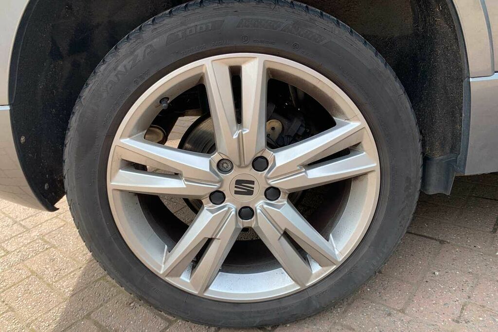 Seat Ateca 1.5 Tsi Evo Fr DX73YLW Grey #5