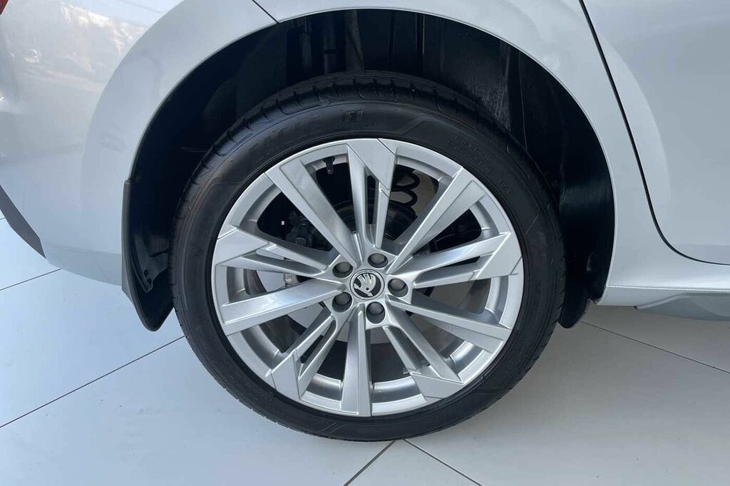 Skoda Kamiq 1.0 Tsi Se L DC74JBX Silver #5