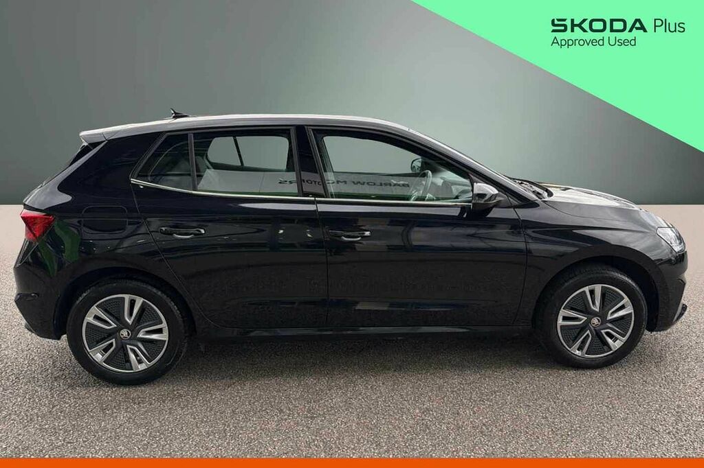 Skoda Fabia 1.0 Tsi 110 Se L DC23ZJY Black #4