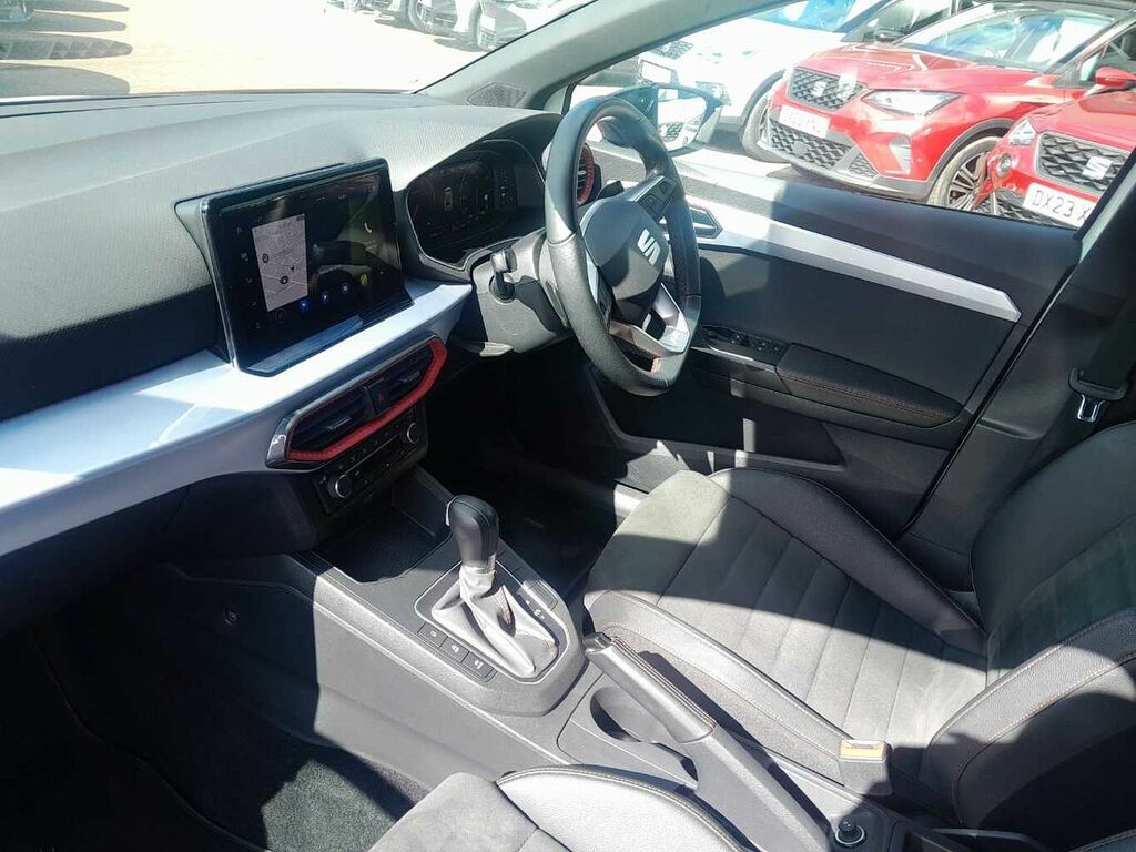 Seat Ibiza 1.0 Tsi 115 Fr Sport Dsg DV24YVC White #2