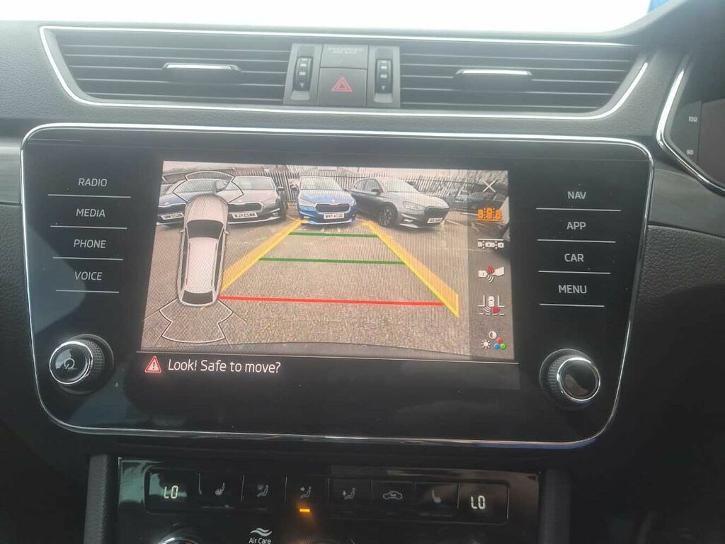 Skoda Superb Se L 2.0 Tdi 200 Ps Dsg DE73YYX Black #4