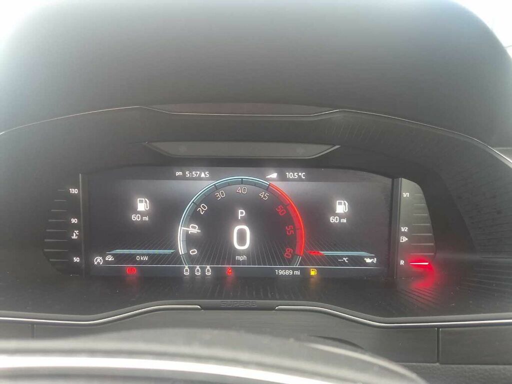 Skoda Superb Se L 2.0 Tdi 200 Ps Dsg DE73YYX Black #6