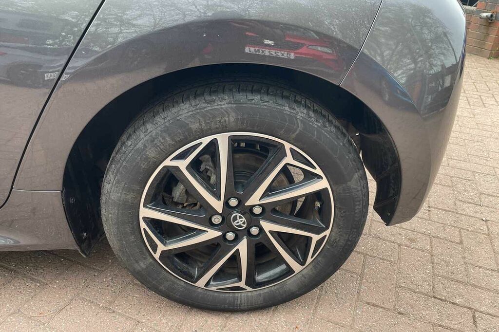 Toyota Yaris 1.5 Hybrid Design Cvt VK73UFB Grey #5