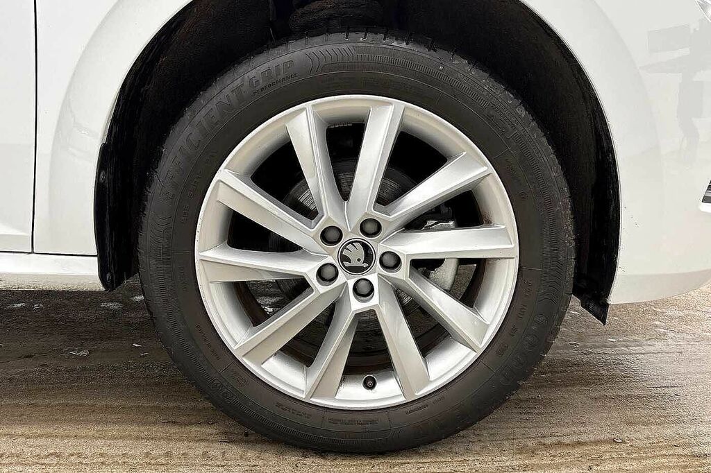 Skoda Kamiq 1.0 Tsi 95 Se Edition GL25XGC White #5