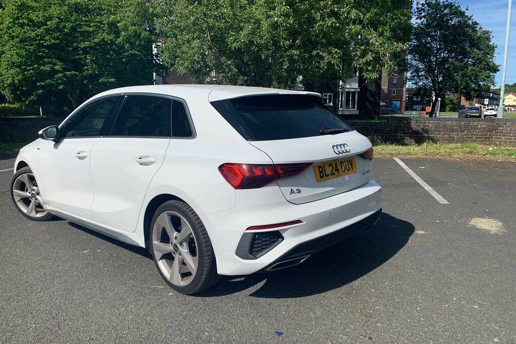 Audi A3 35 Tfsi S Line S Tronic BL24DUY White #3