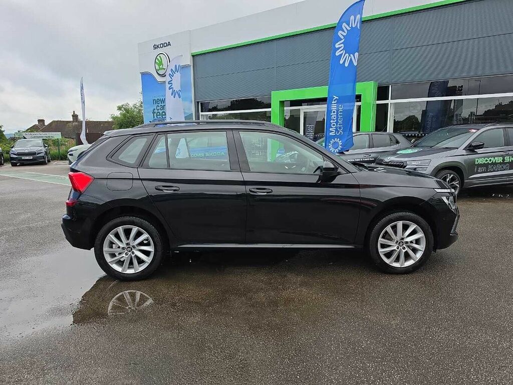 Skoda Kamiq 1.0 Tsi Se Edition Dsg DA25ZPW Black #4